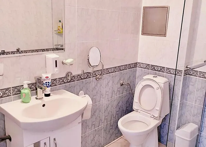 Cozy Mood Two-bed Flat In Sunny *